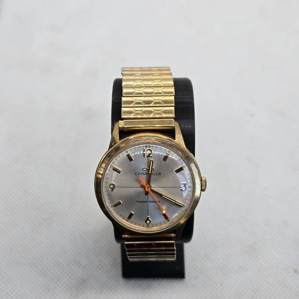Vintage Caravelle Transistorized Mens Watch Gold Tone Stretch Band Parts Repair